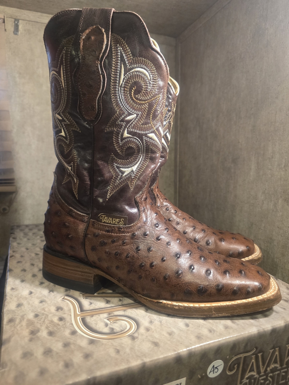 Tavares Men’s Brown Ostrich Western Boots Size 9D
